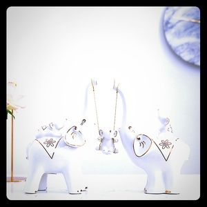 Nordic Ceramic Lucky Family Of Elephant